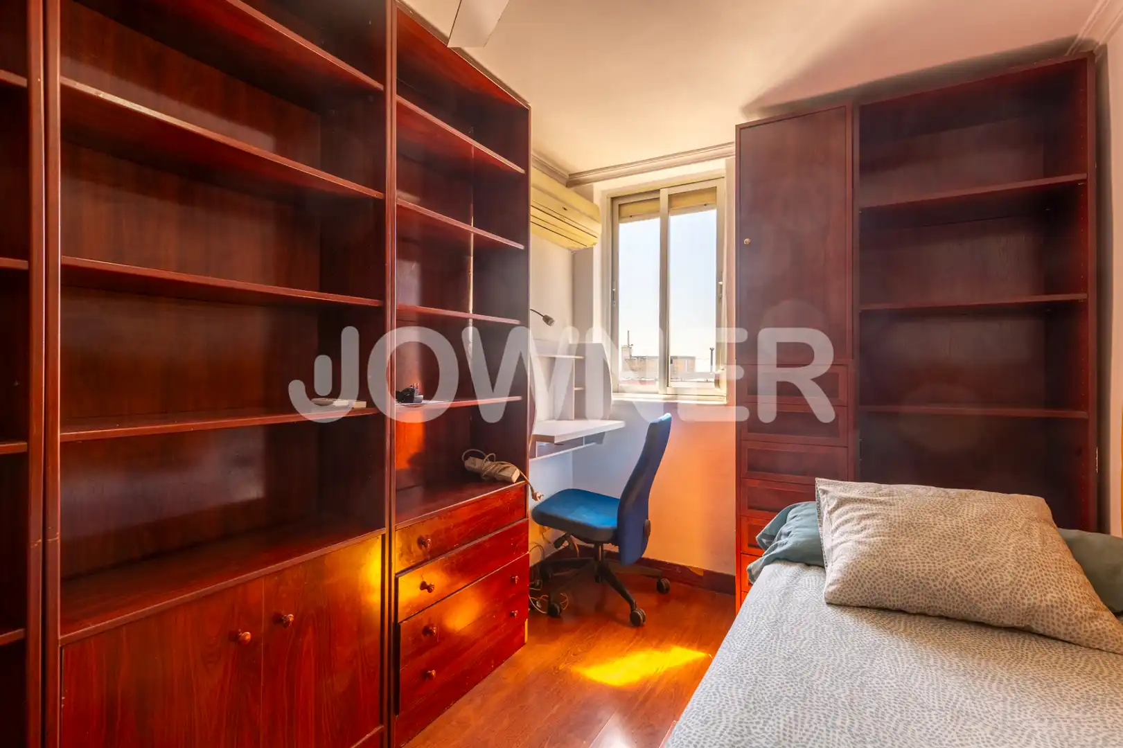 Bedroom of Flat for rent in Madrid  with Air Conditioner, Heating and Furnished