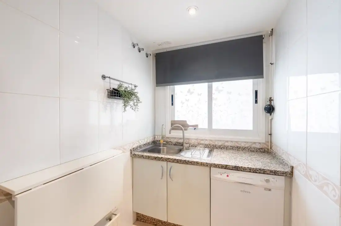 Kitchen of Flat for sale in Marbella  with Air Conditioner, Heating and Terrace