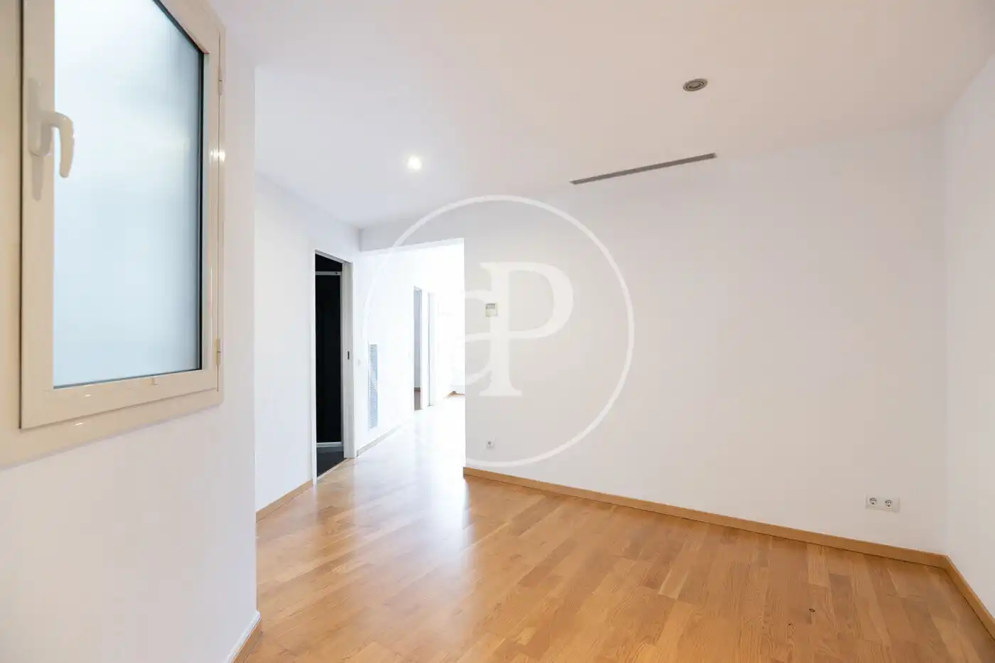 Piso en venta en Barcelona con Aire acondicionado, Calefacción y Balcón