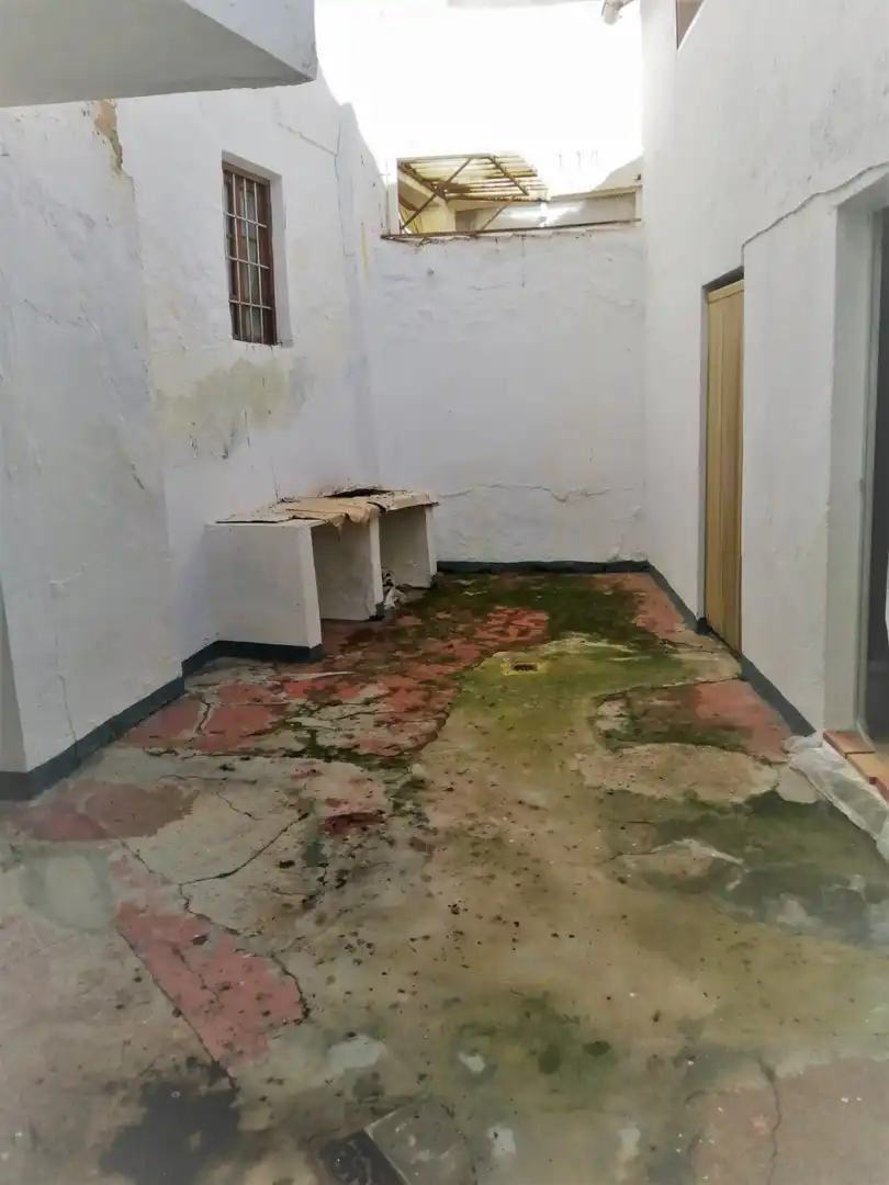 Country homes for sale in Iznájar