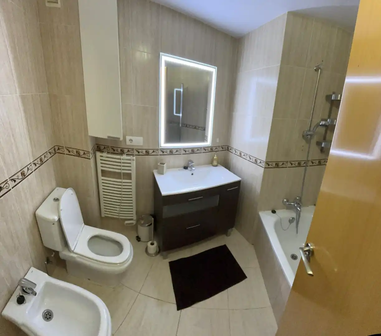 Bathroom of Flat for rent in Fuengirola  with Air Conditioner, Terrace and Furnished
