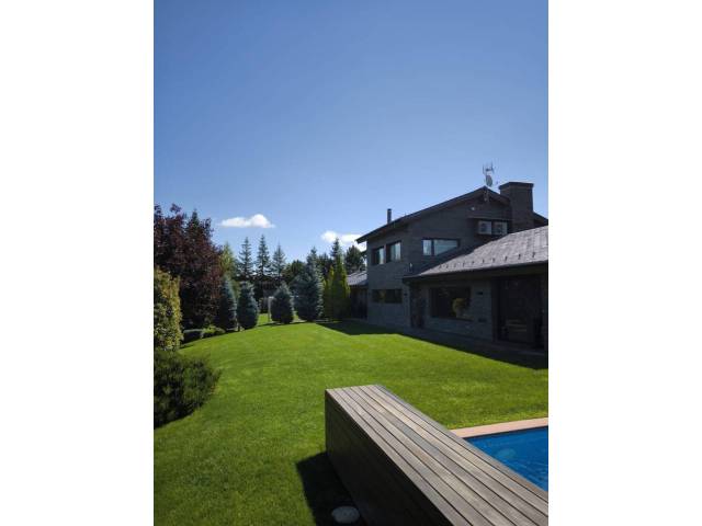 Casa-chalet en Venta en Prats i Sansor