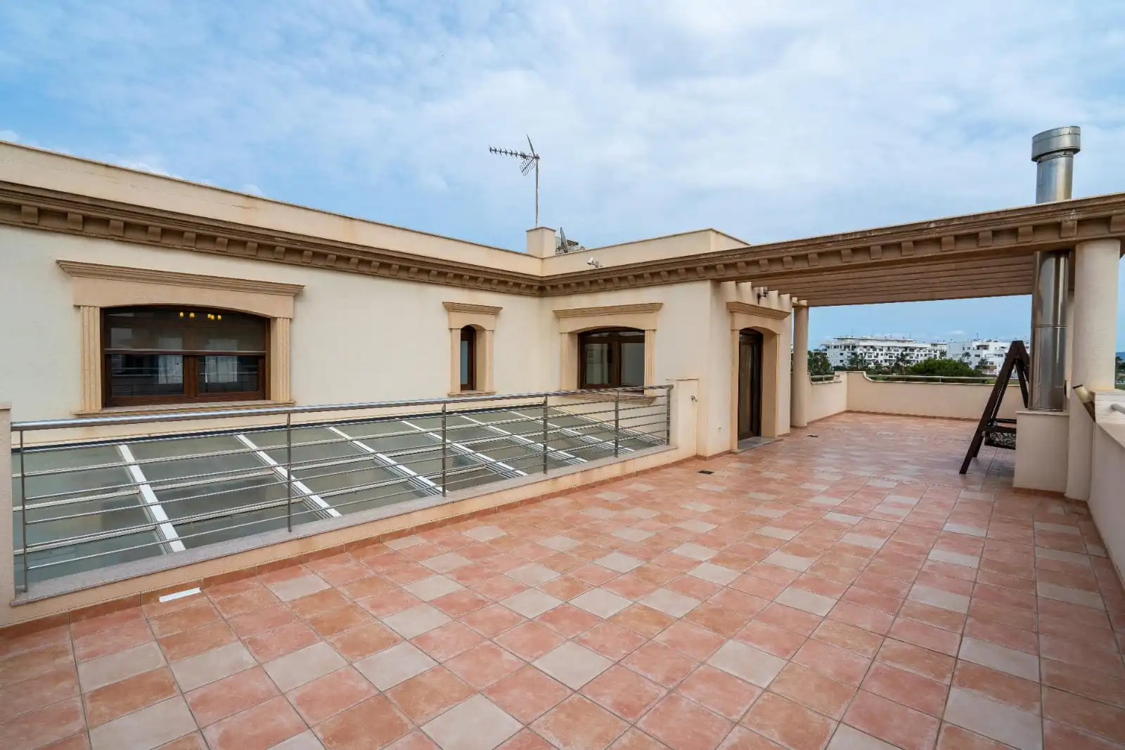 Terraza de Casa o chalet en venta en Almería con Aire acondicionado, Calefacción y Jardín privado