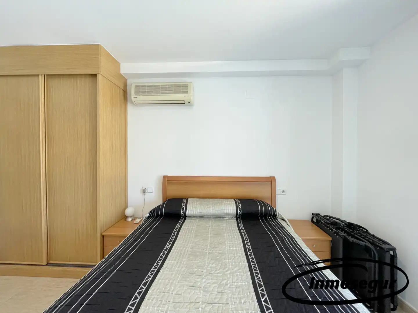 Habitación de Piso en venta en Salou con Calefacción, Terraza y Amueblado