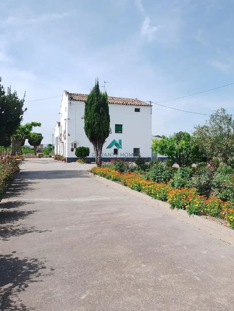 Vista exterior de Casa o chalet en venta en Lleida con Calefacción, Jardín privado y Trastero
