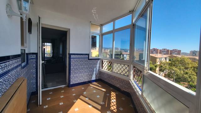 Piso en Alquiler en Calle Almogía en La Barriguilla