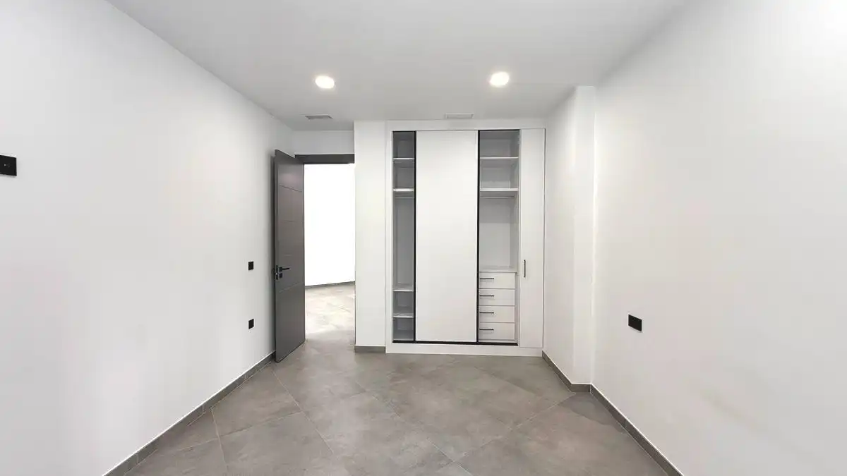 Ground floor with pool for sale in Calle PDTA RAFAEL GAGO PALOMO 9, imagen 17