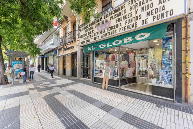 Local comercial en Venta en Alcala, 191 en Goya