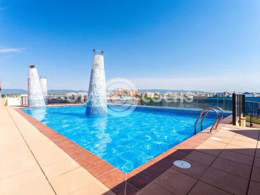 Pis amb piscina en venda a LLOSA DE LA