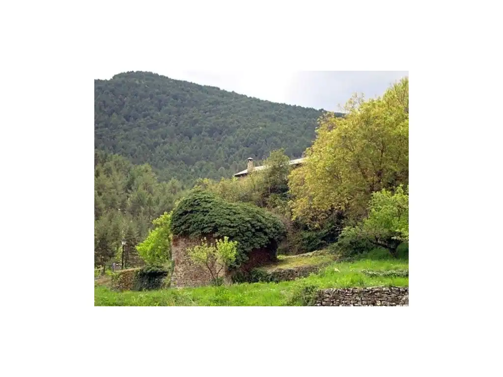 Casa o chalet en venta en C. Única Ligüerre, 2-6, Fiscal