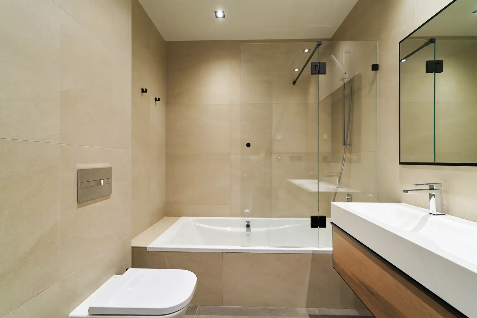 Baño de Casa o chalet en venta en Benahavís con Aire acondicionado, Calefacción y Jardín privado