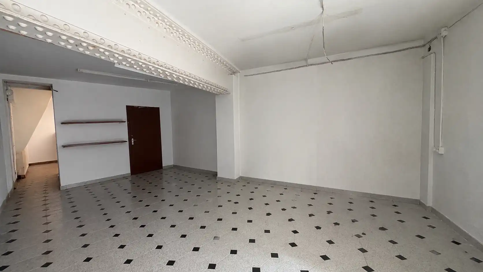 Local en venta en Santa Coloma de Gramenet con Amueblado