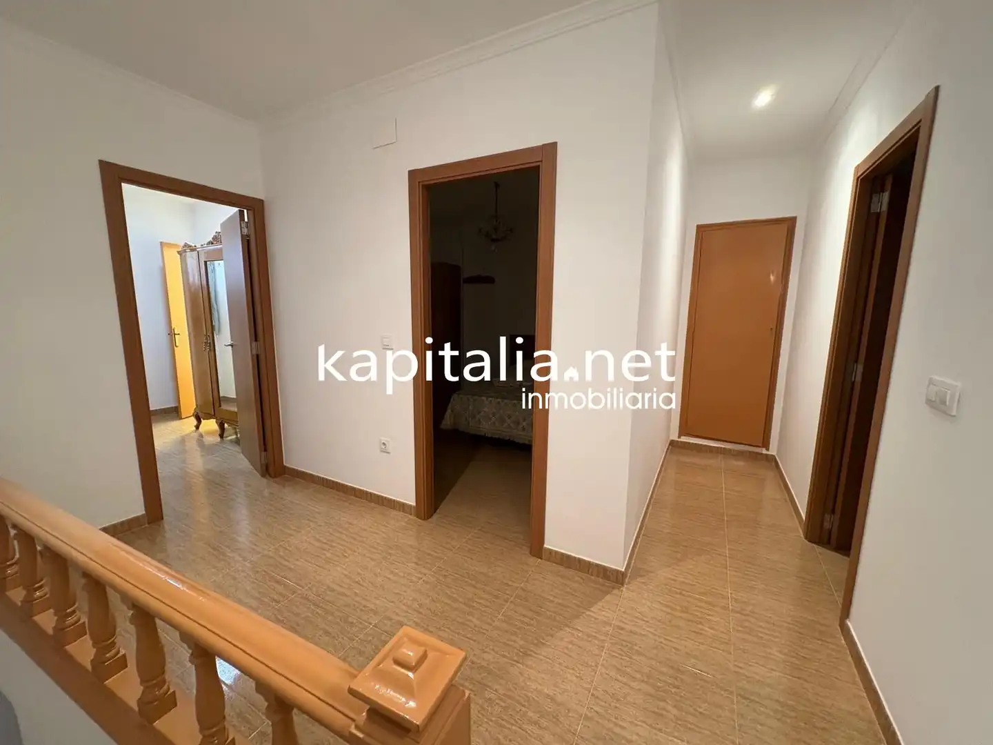 Habitación de Dúplex en venta en Enguera con Balcón