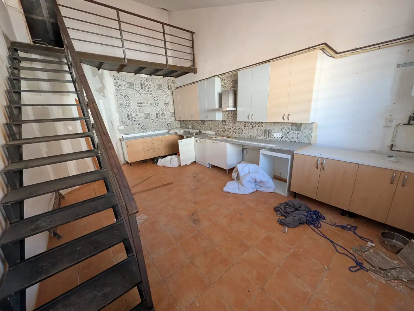 Cuina de Casa adosada en venda en Calafell amb Jardí privat i Terrassa
