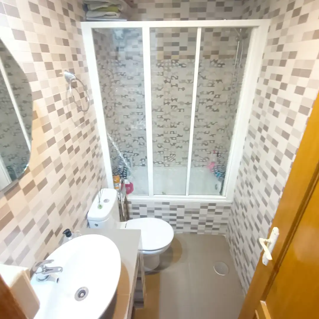 Baño de Piso en venta en Mejorada del Campo con Aire acondicionado, Calefacción y Trastero