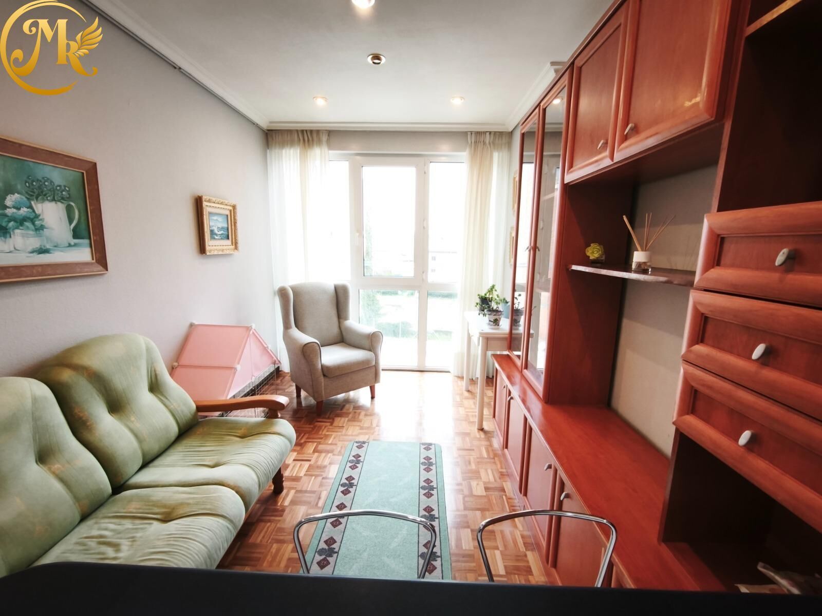 Sala de estar de Piso en venta en Santander con Calefacción, Parquet y Trastero