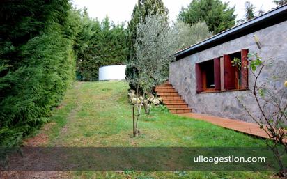 Vista exterior de Casa o xalet en venda en Iza / Itza amb Terrassa