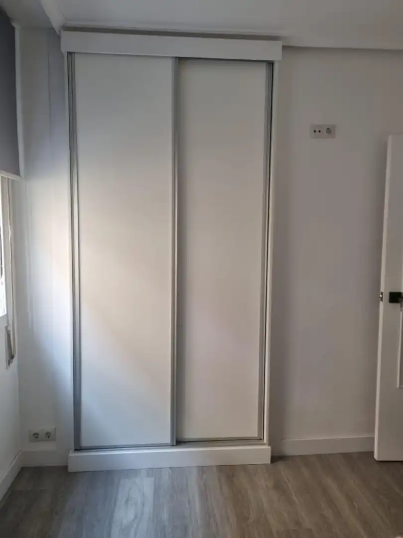Wohnung zur untervermieten in Ávila mit Heizung, Parkett und Terrasse