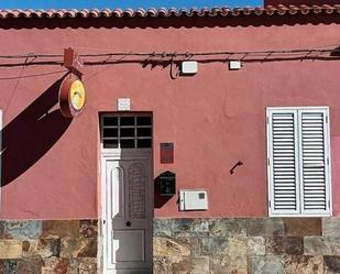 Vista exterior de Casa o xalet en venda en Santa Lucía de Tirajana