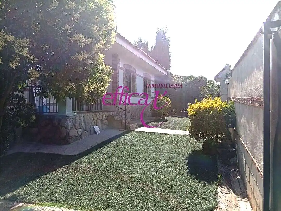 Casa o xalet en venda a Lucillos