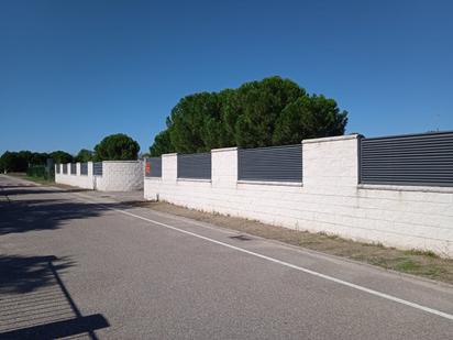 Vista exterior de Residencial en venda en Villabáñez