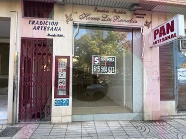 Local comercial en venda a Calle del Maestro