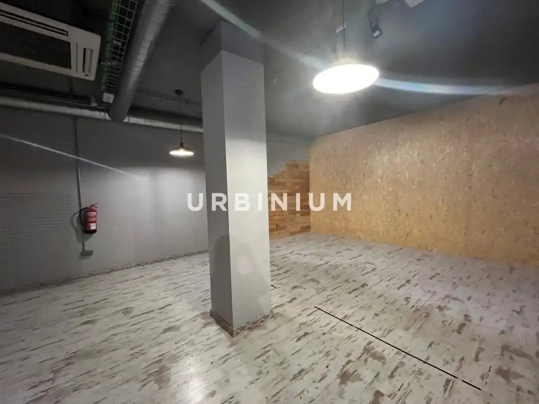Local comercial en alquiler en Centre - Barri Vell, imagen 8