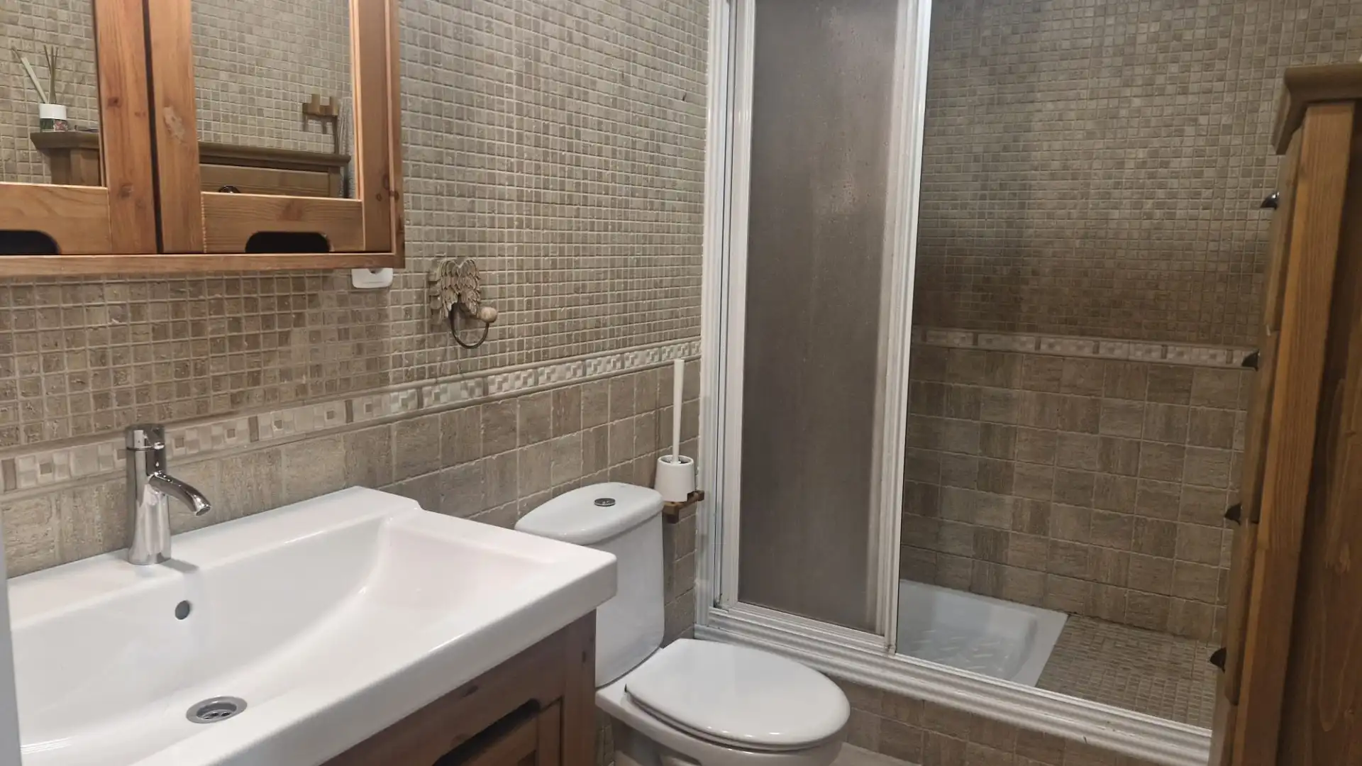 Baño de Casa o chalet en venta en Cerdanyola del Vallès con Aire acondicionado, Calefacción y Jardín privado