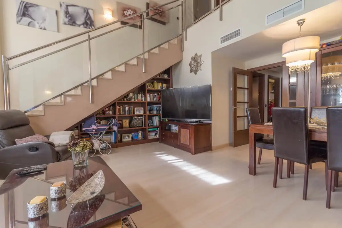 Sala de estar de Dúplex en venta en Maria Auxiliadora - Barriada de Llera