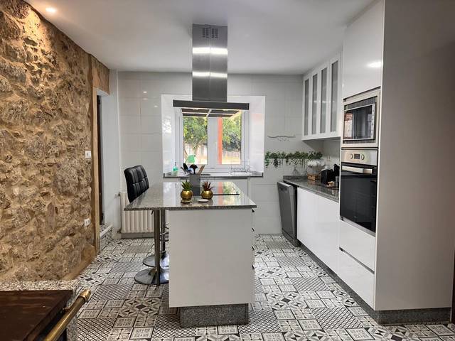 Casa-chalet en Venta en Lugar Cachosenande, 17 en Boqueixón