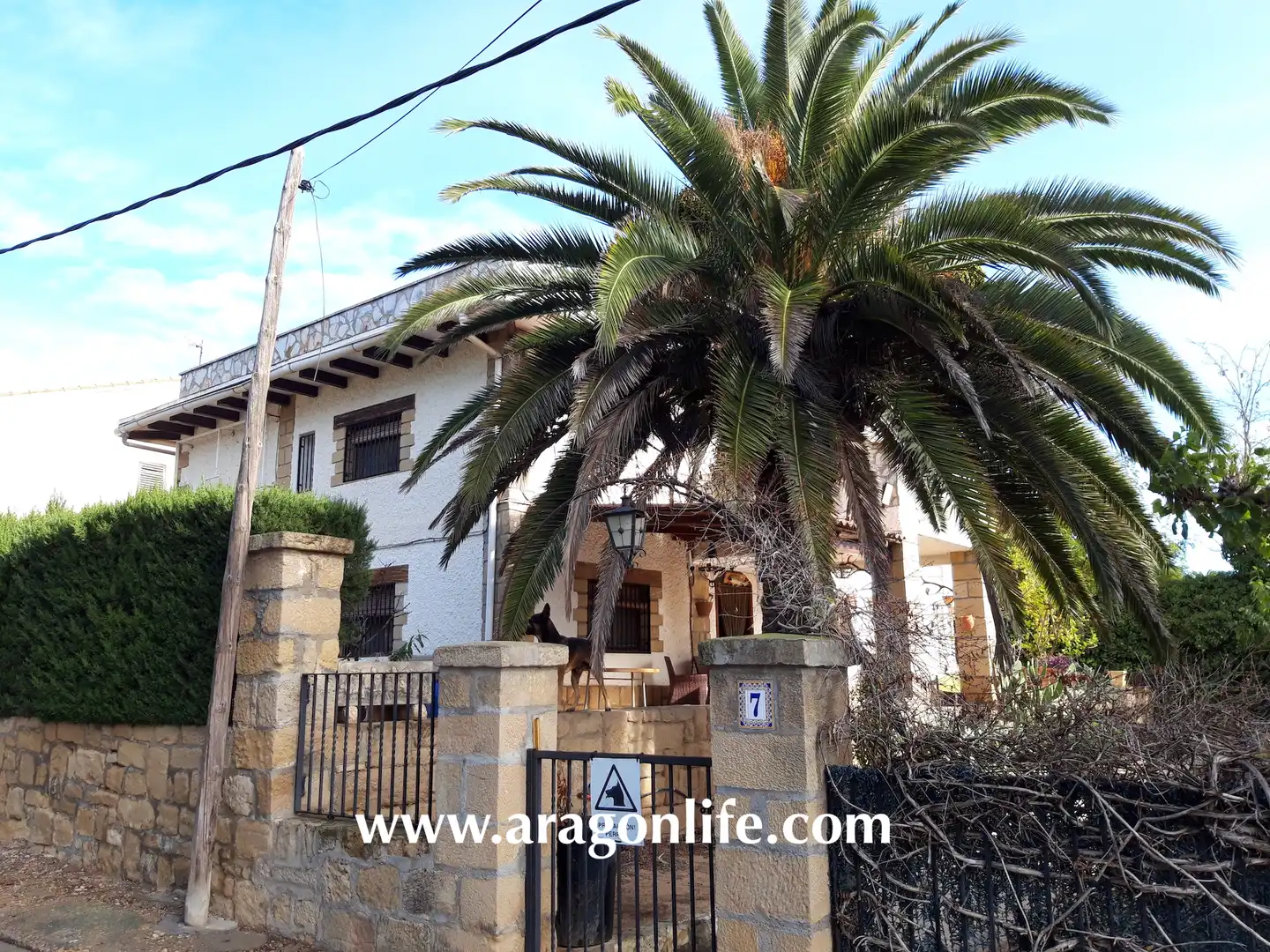 Vista exterior de Casa o xalet en venda en Caspe amb Aire condicionat, Calefacció i Jardí privat