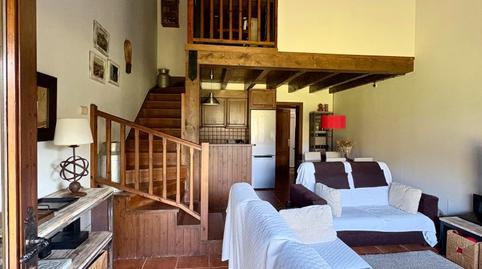 Foto 2 de Casa adosada de alquiler en Carrer Major, 4, Isòvol, Girona