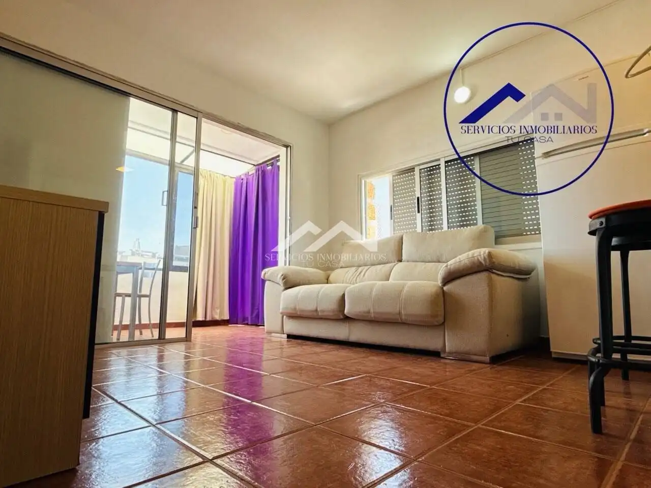 Sala de estar de Piso en venta en El Rosario con Terraza y Balcón