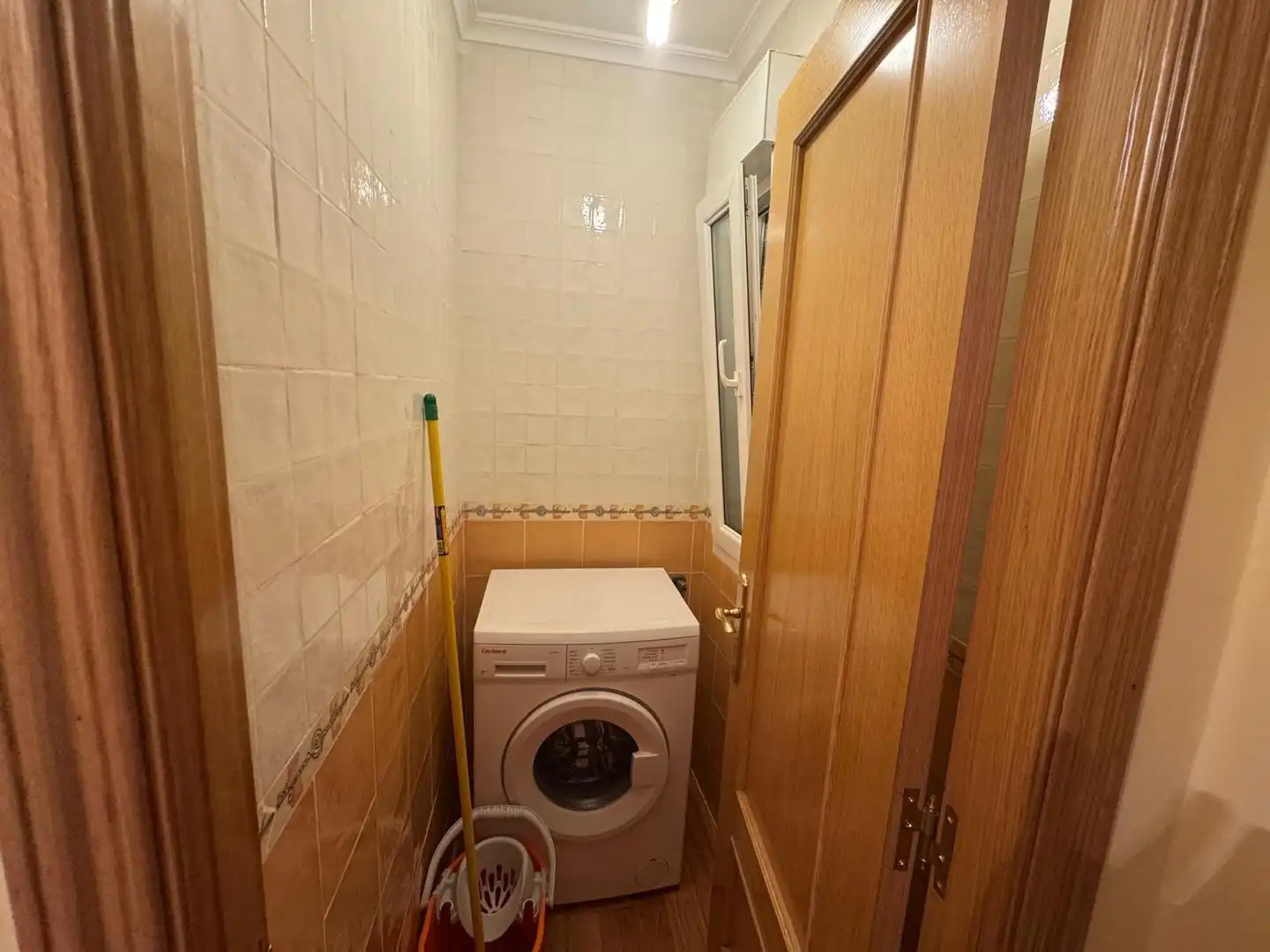 Badezimmer von Wohnung zum Verkauf in Ponferrada mit Heizung, Abstellraum und Balkon