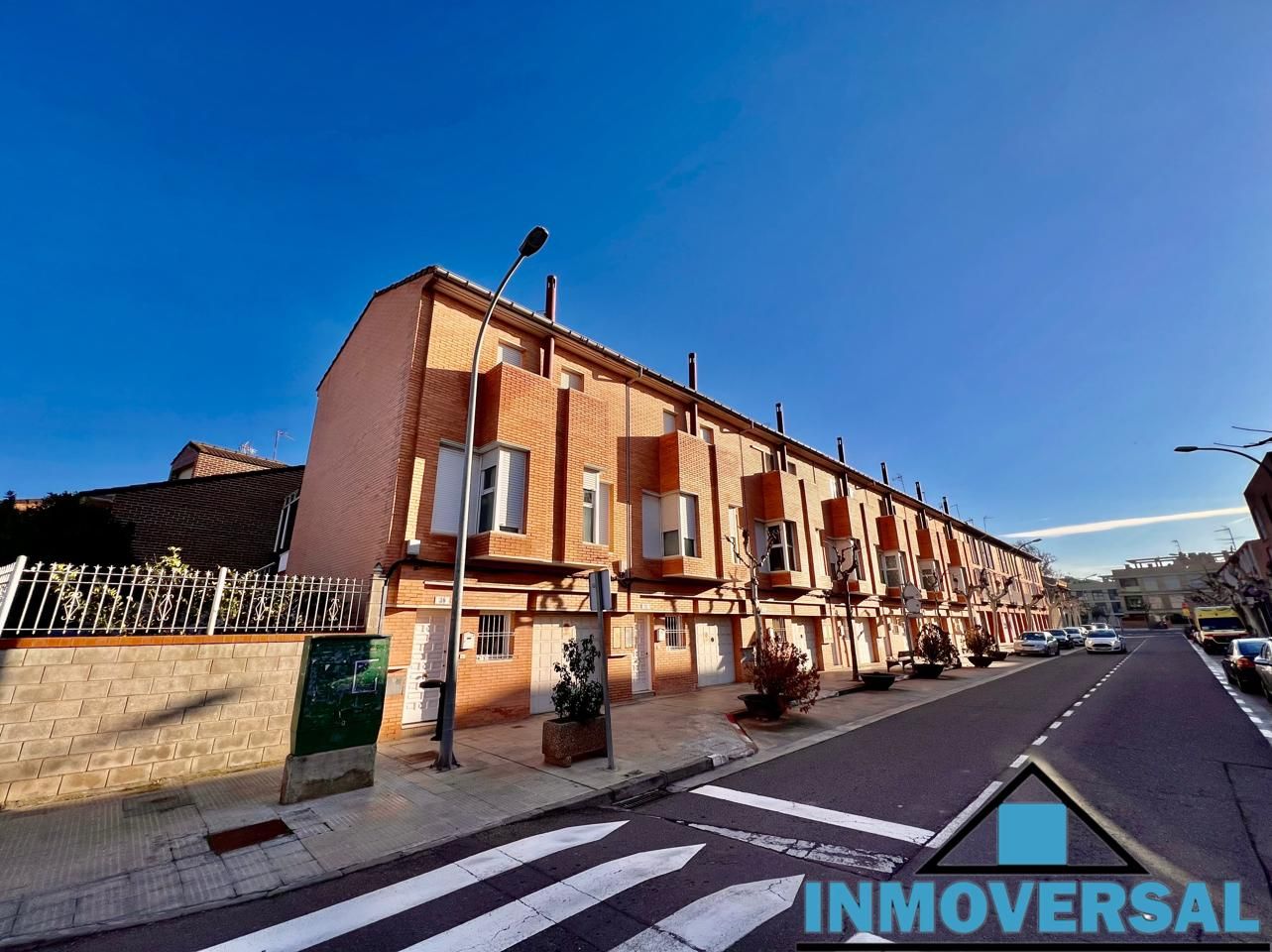 Exterior view of Single-family semi-detached for sale in Alagón  with Heating, Private garden and Terrace