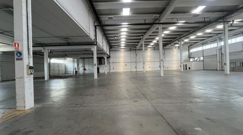 Foto 4 von Fabrikhallen zur Miete in Llinars del Vallès, Barcelona