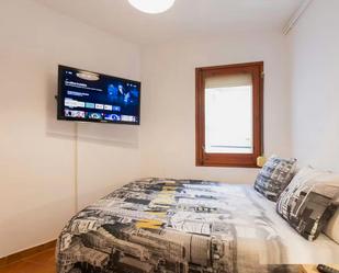 Bedroom of Flat to share in L'Hospitalet de Llobregat  with Air Conditioner, Heating and Washing machine