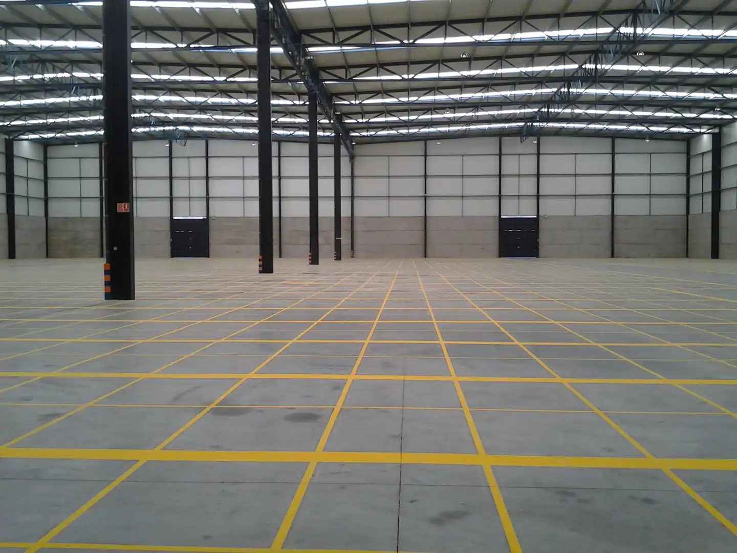 Industrial building for sale in La Motilla - Fuente del Rey, imagen 2