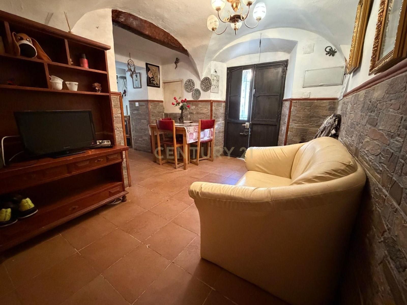 Living room of Apartment for sale in Plasenzuela  with Washing machine, Microwave and TV