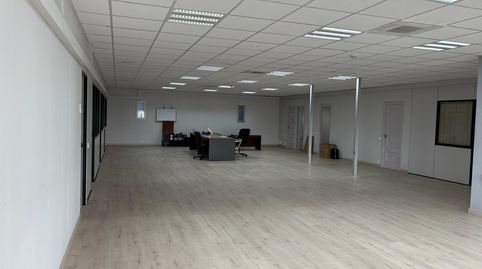 Foto 3 de Oficina de alquiler en Travessera Industrial, Centre, L'Hospitalet de Llobregat