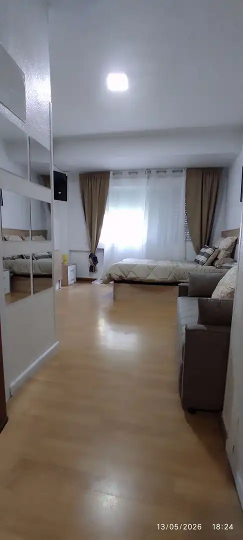 Bedroom of Study for share in Madrid  with Air Conditioner, Terrace and Furnished