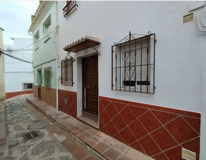 Vista exterior de Piso en venta en Vélez-Málaga