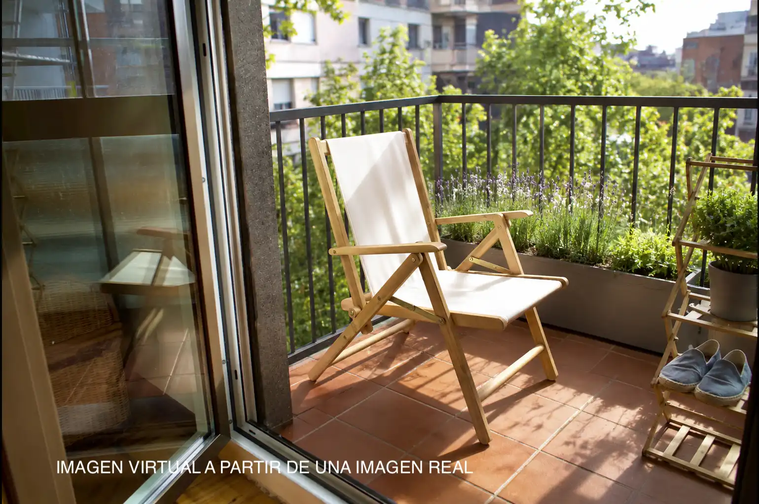 Terraza de Piso en venta en Vigo  con Calefacción, Parquet y Amueblado
