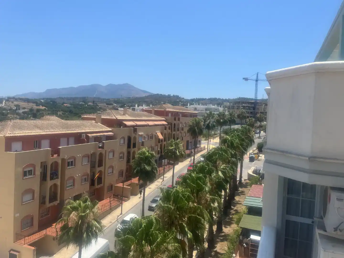 Vista exterior de Pis en venda en Coín amb Moblat