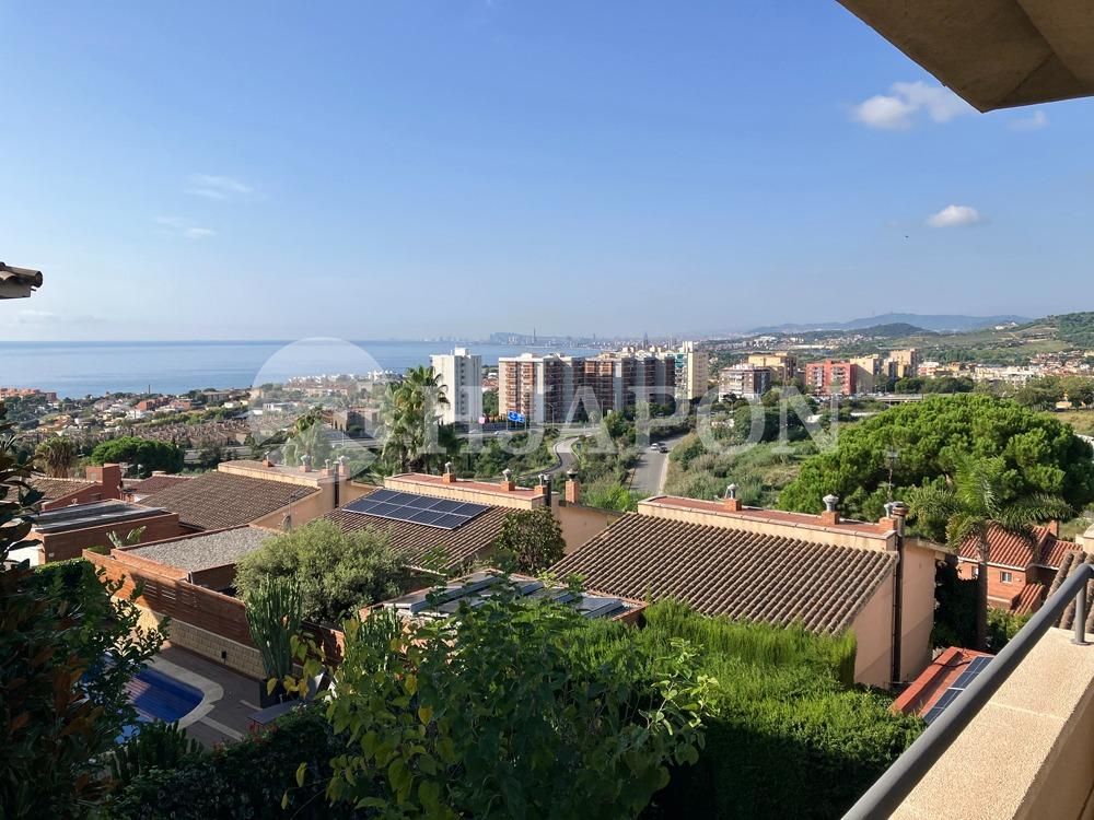 Vista exterior de Casa o chalet en venta en Teià con Aire acondicionado, Calefacción y Jardín privado