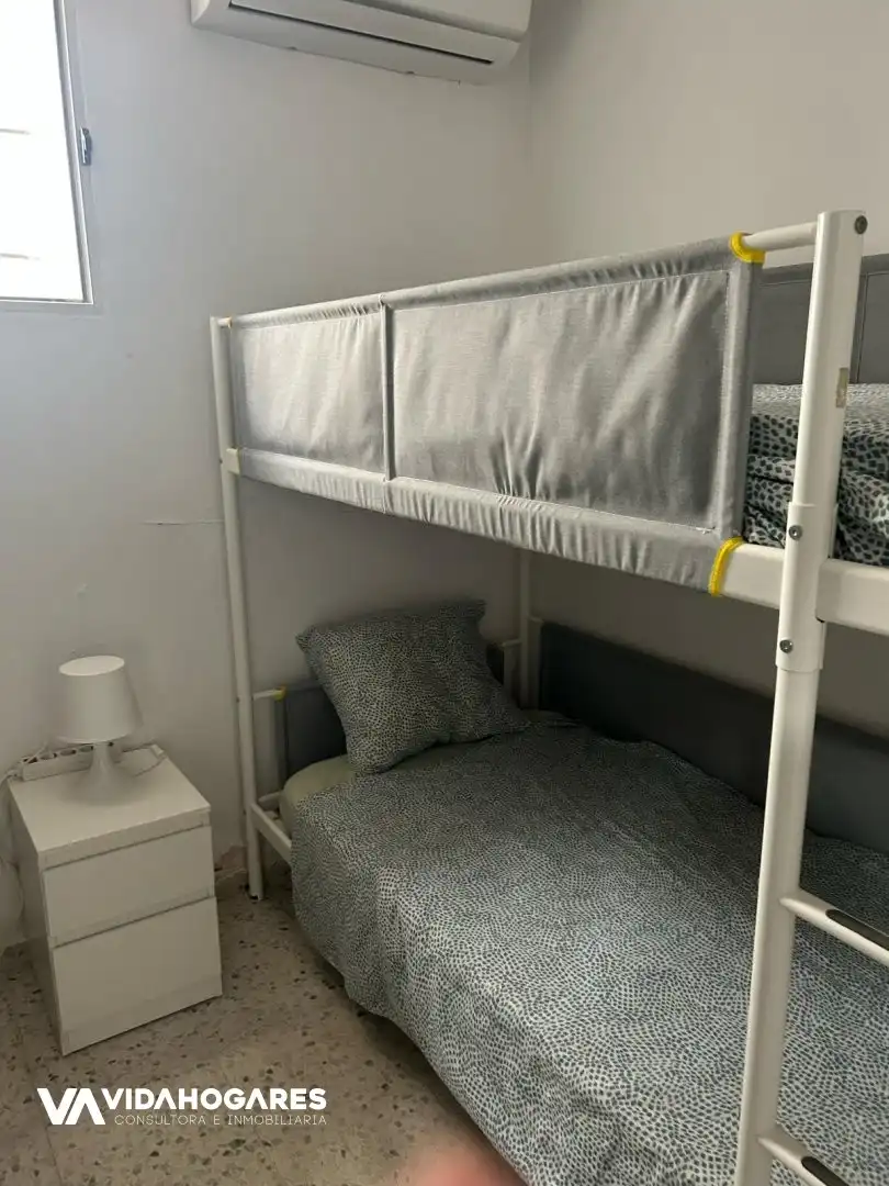 Habitación de Piso en venta en Rota con Aire acondicionado