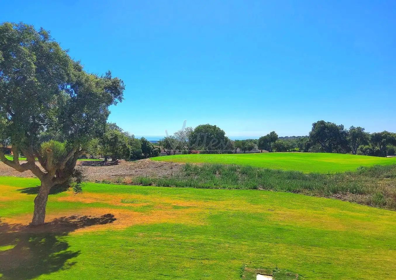 Wohnungen zum Verkauf in Sotogrande mit Klimaanlage, Terrasse und Möbliert