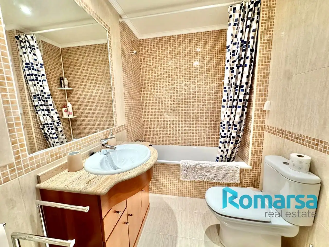 Bathroom of Flat for sale in Ávila  with Heating, Terrace and Furnished