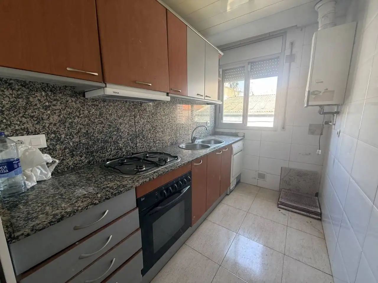 Cuina de Pis en venda en Sabadell amb Calefacció, Parquet i Alarma