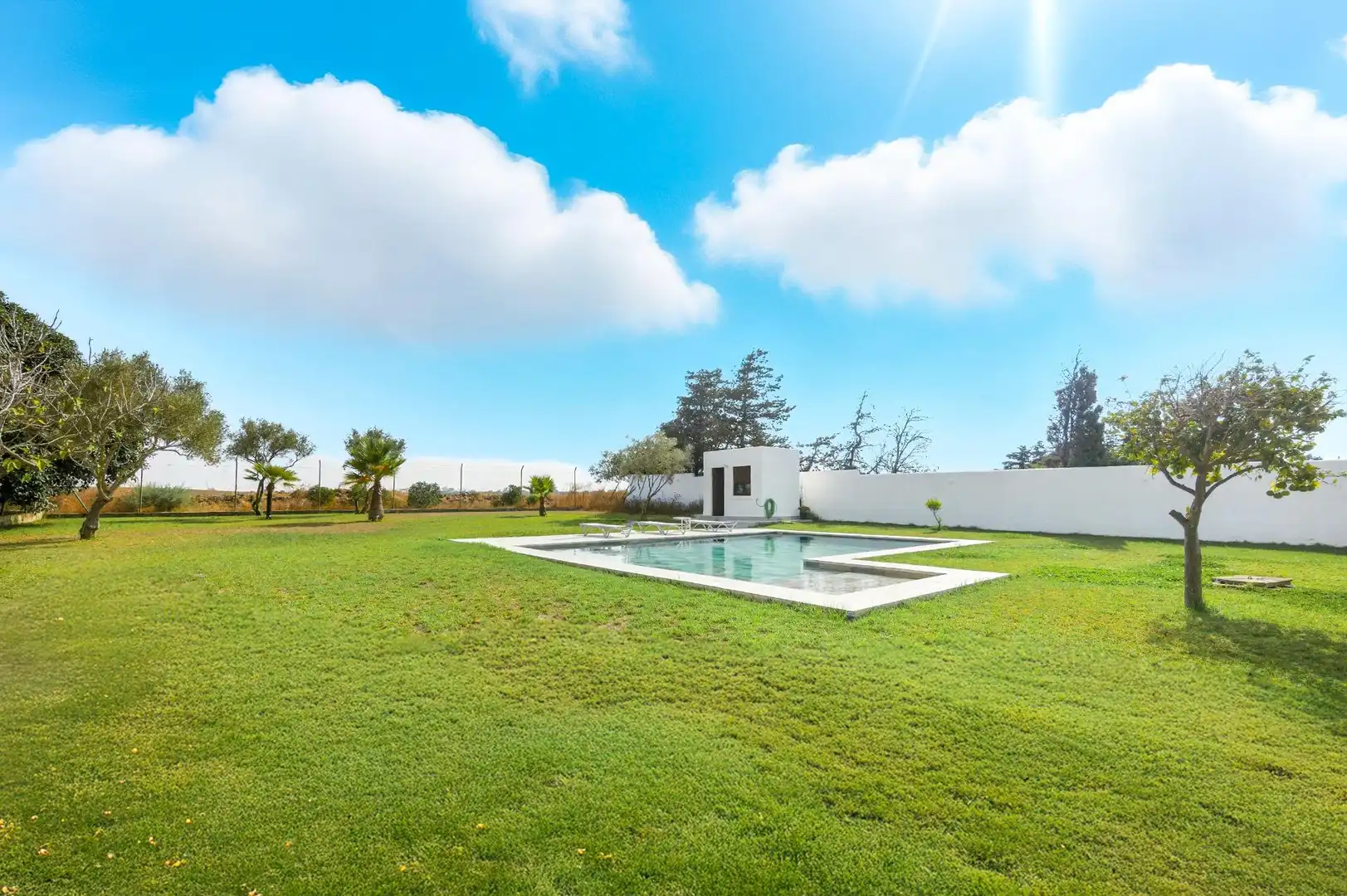 Jardí de Casa o xalet en venda en Chiclana de la Frontera amb Jardí privat, Traster i Piscina